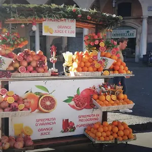 Appartamento La Terrazza Ursino, Aeroporto di Catania Fontana Rossa